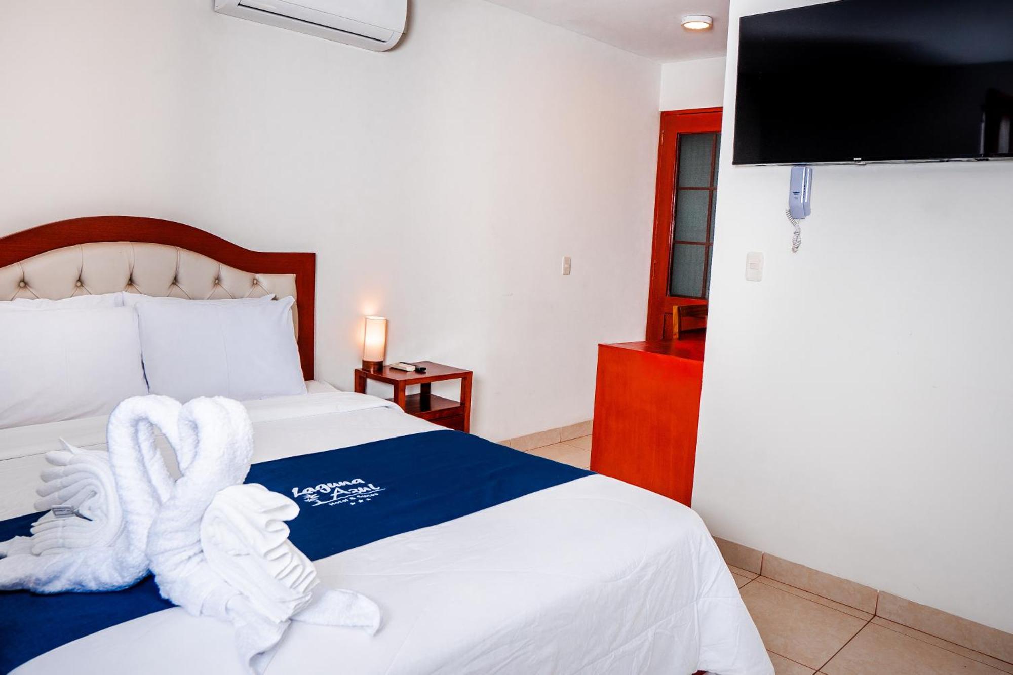 Laguna Azul Hotel & Suites Sauce Exteriér fotografie