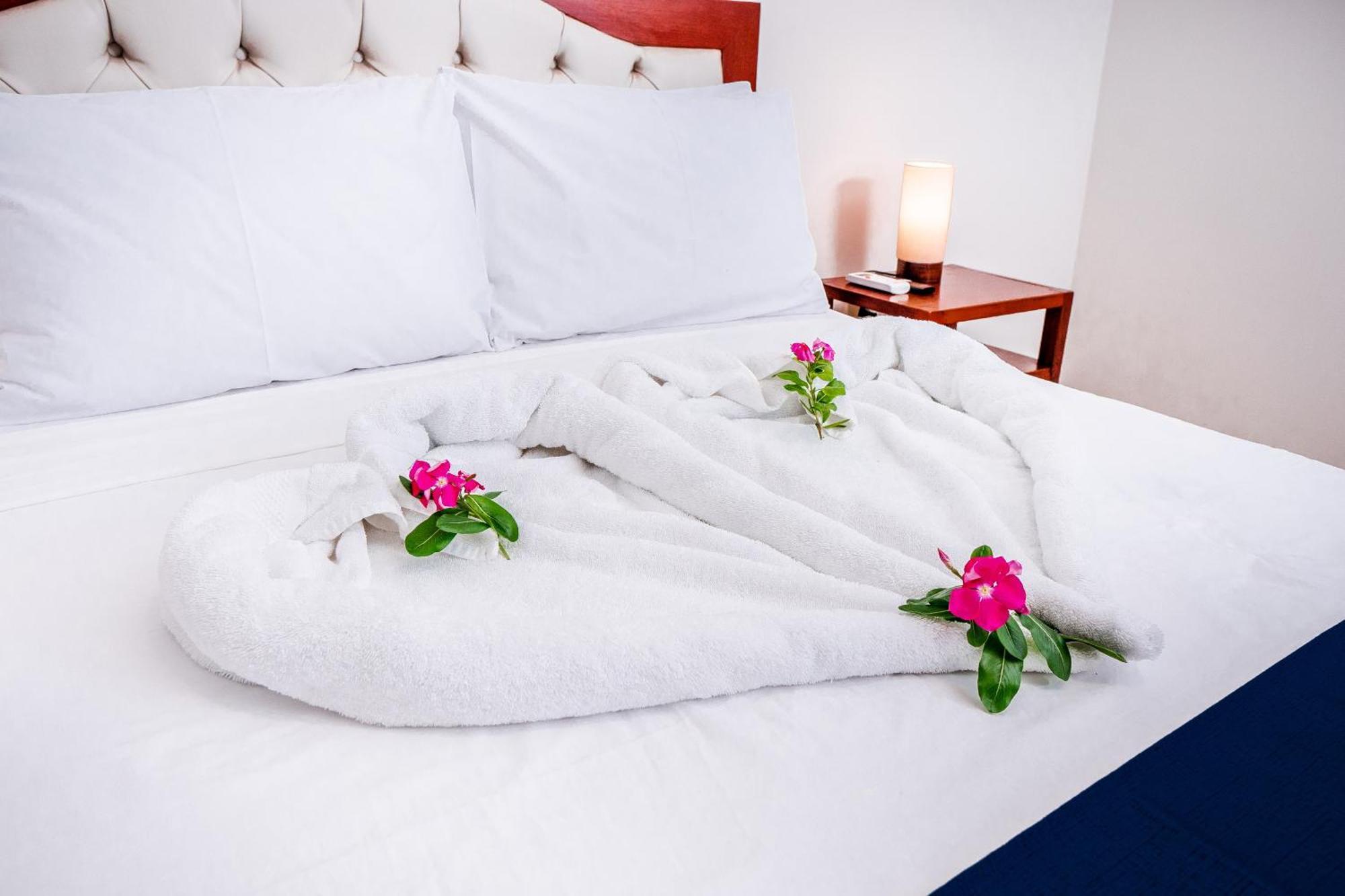 Laguna Azul Hotel & Suites Sauce Exteriér fotografie